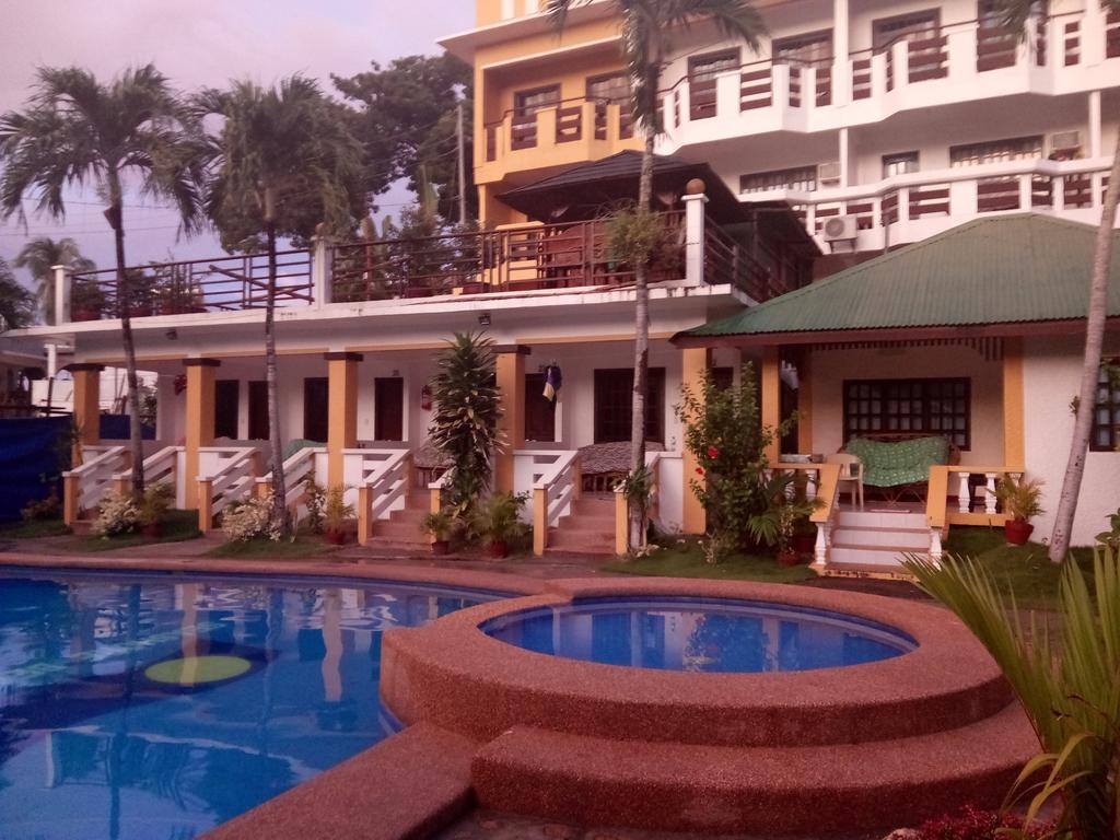 Seashore Beach Resort Пуерто-Галера Екстер'єр фото